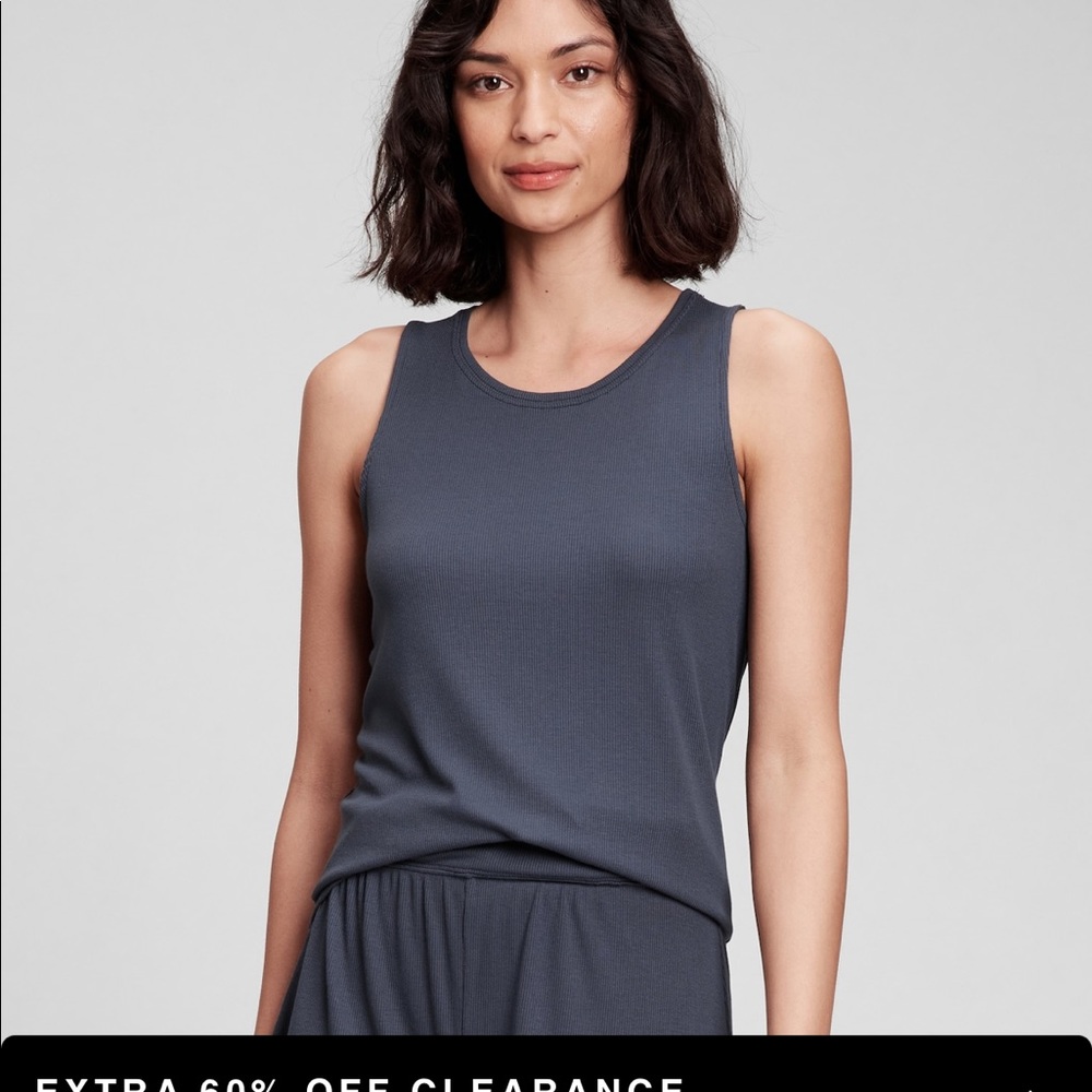 NWT GAP Ribbed Tank Top Color: vintage navy